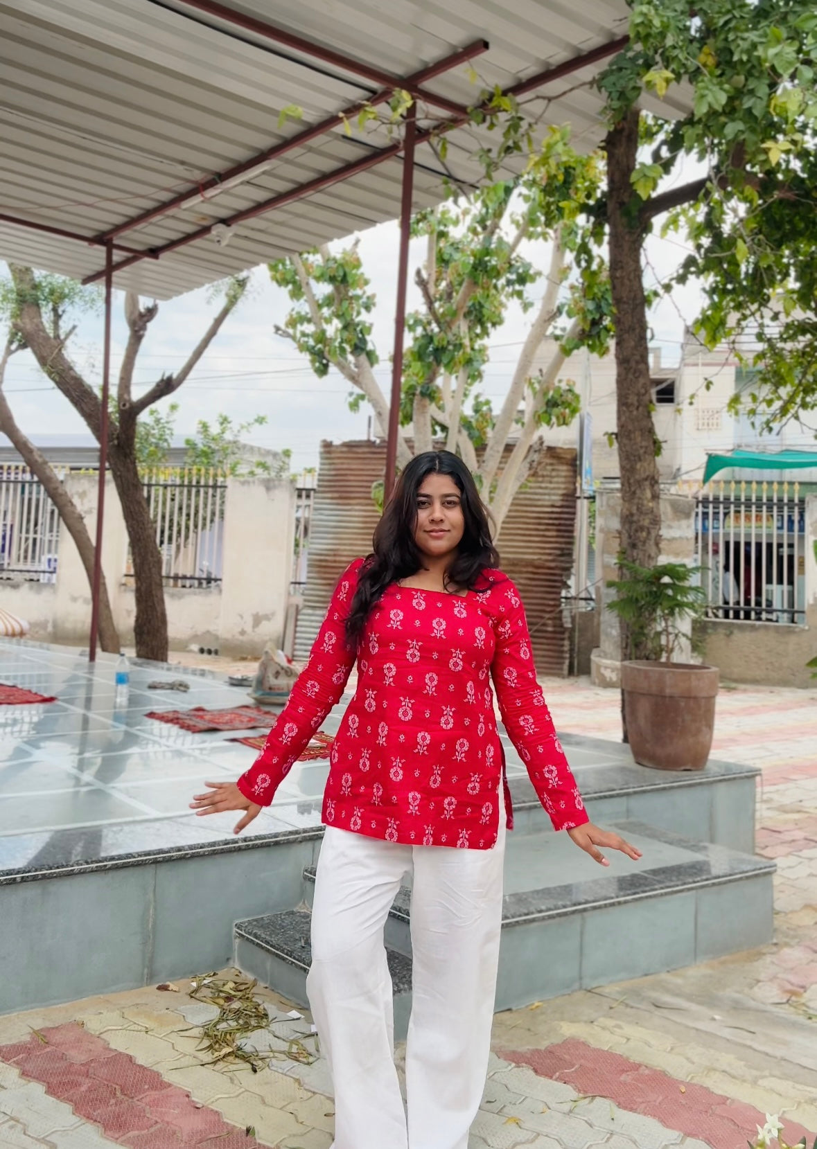 Kaalratri- rani pink short kurti