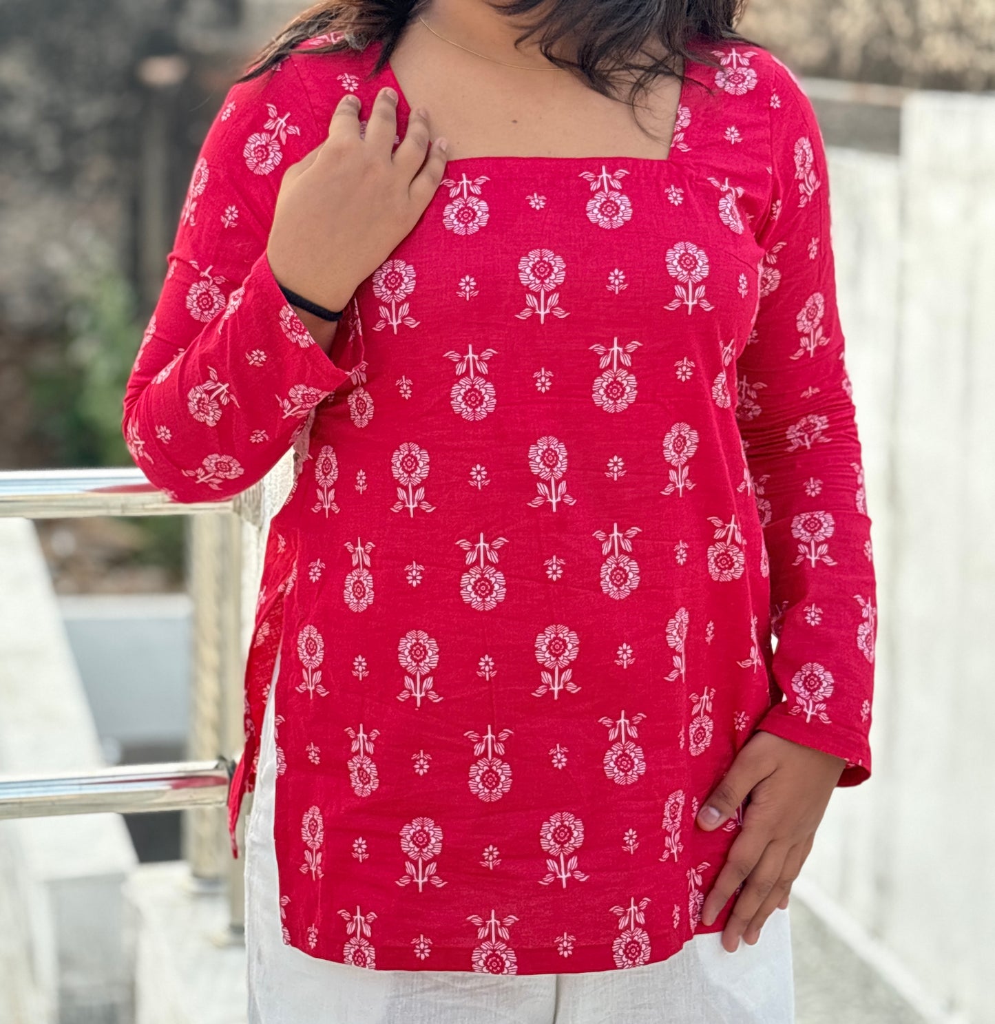 Kaalratri- rani pink short kurti