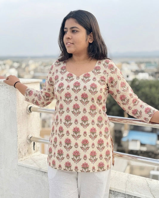 Gauri- off white short kurti
